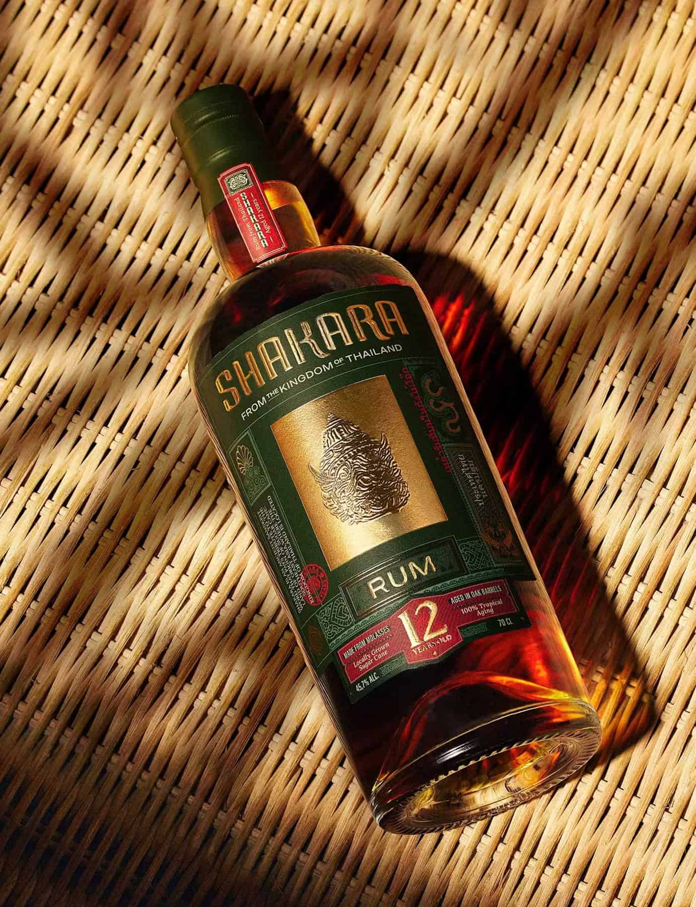 Shakara Bouteille Packshot lifestyle