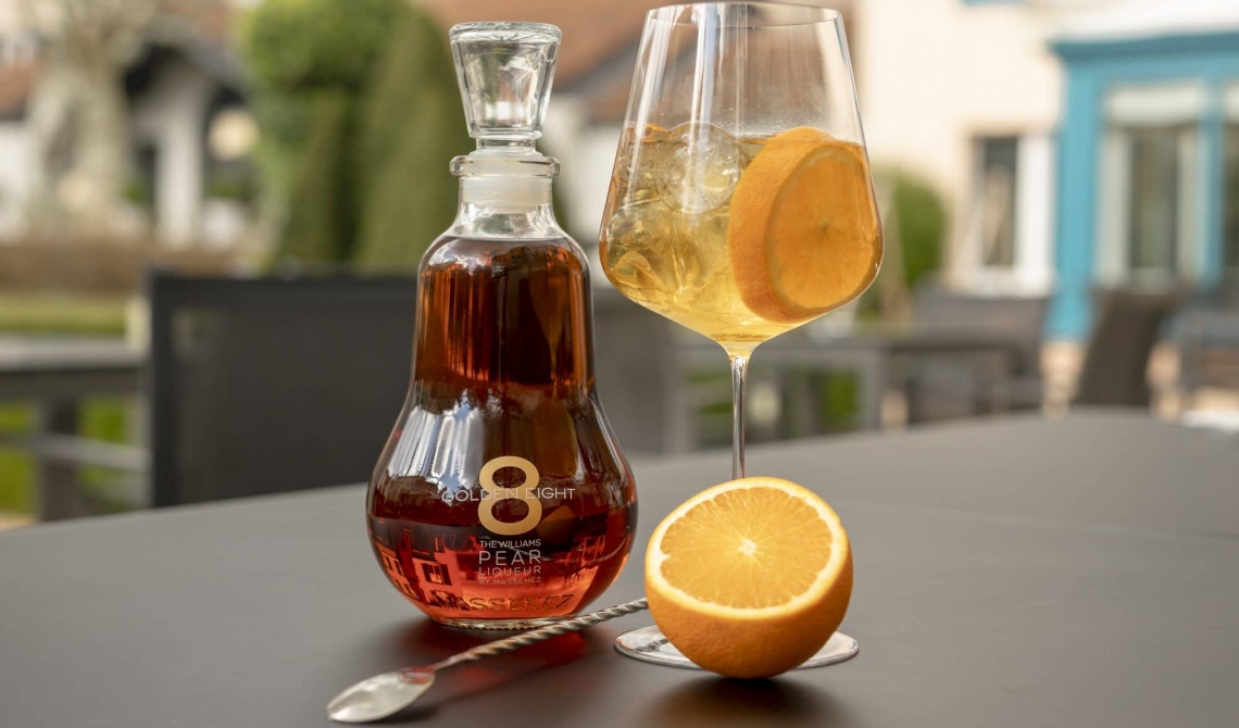 Golden Eight Spritz