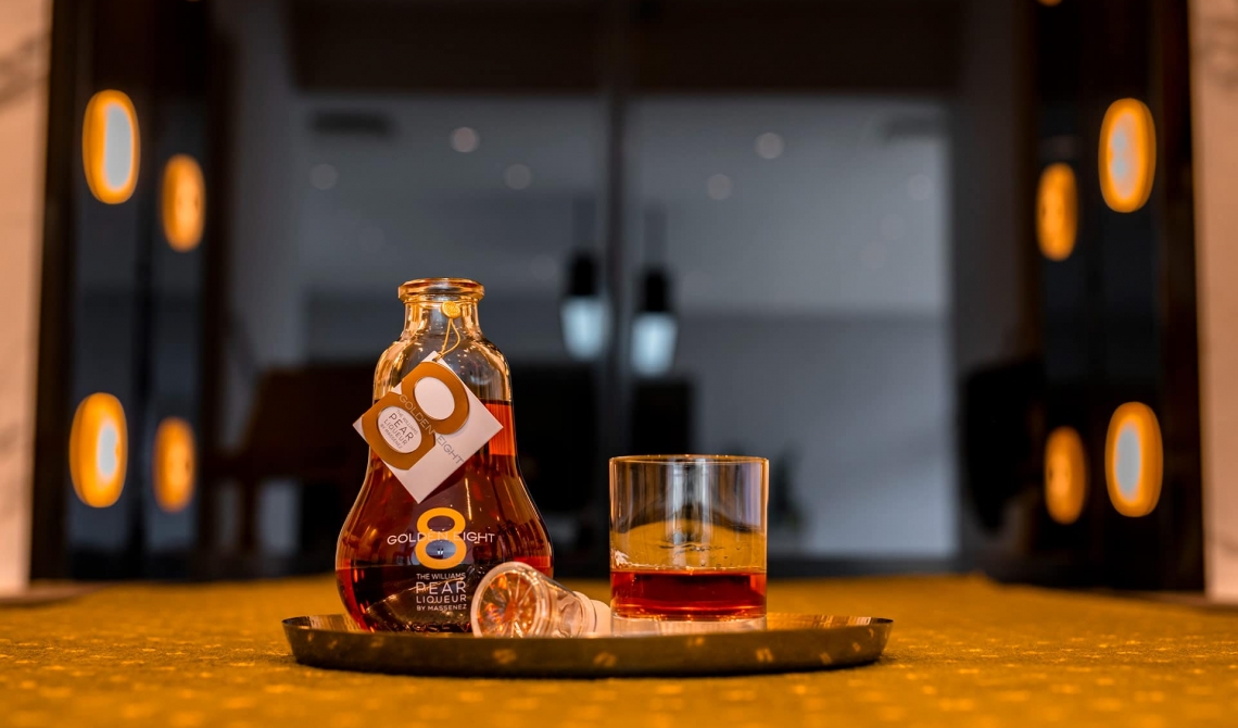 Golden Eight - Vienna Pyramid