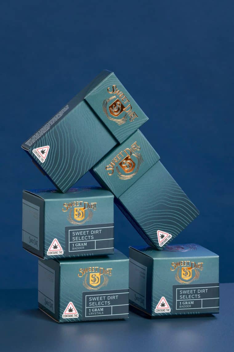 Packaging cannabis